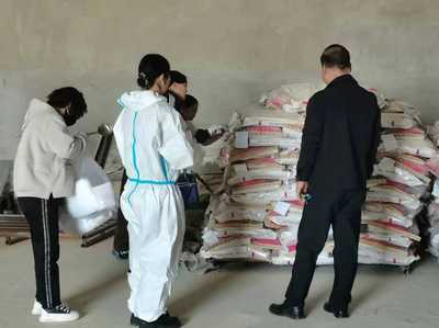 加強養(yǎng)殖環(huán)節(jié)投入品監(jiān)管，保障畜牧業(yè)健康發(fā)展